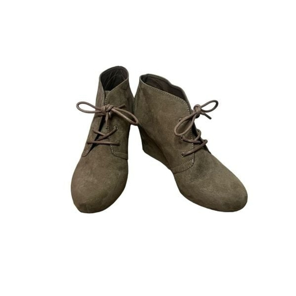 X Appeal Women’s Flynn Taupe Bootie Wedges Size 8